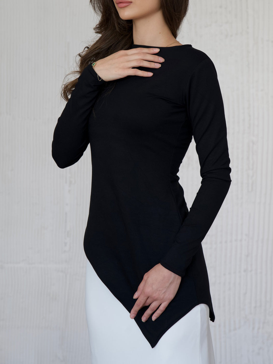 Asymmetric Sleeve