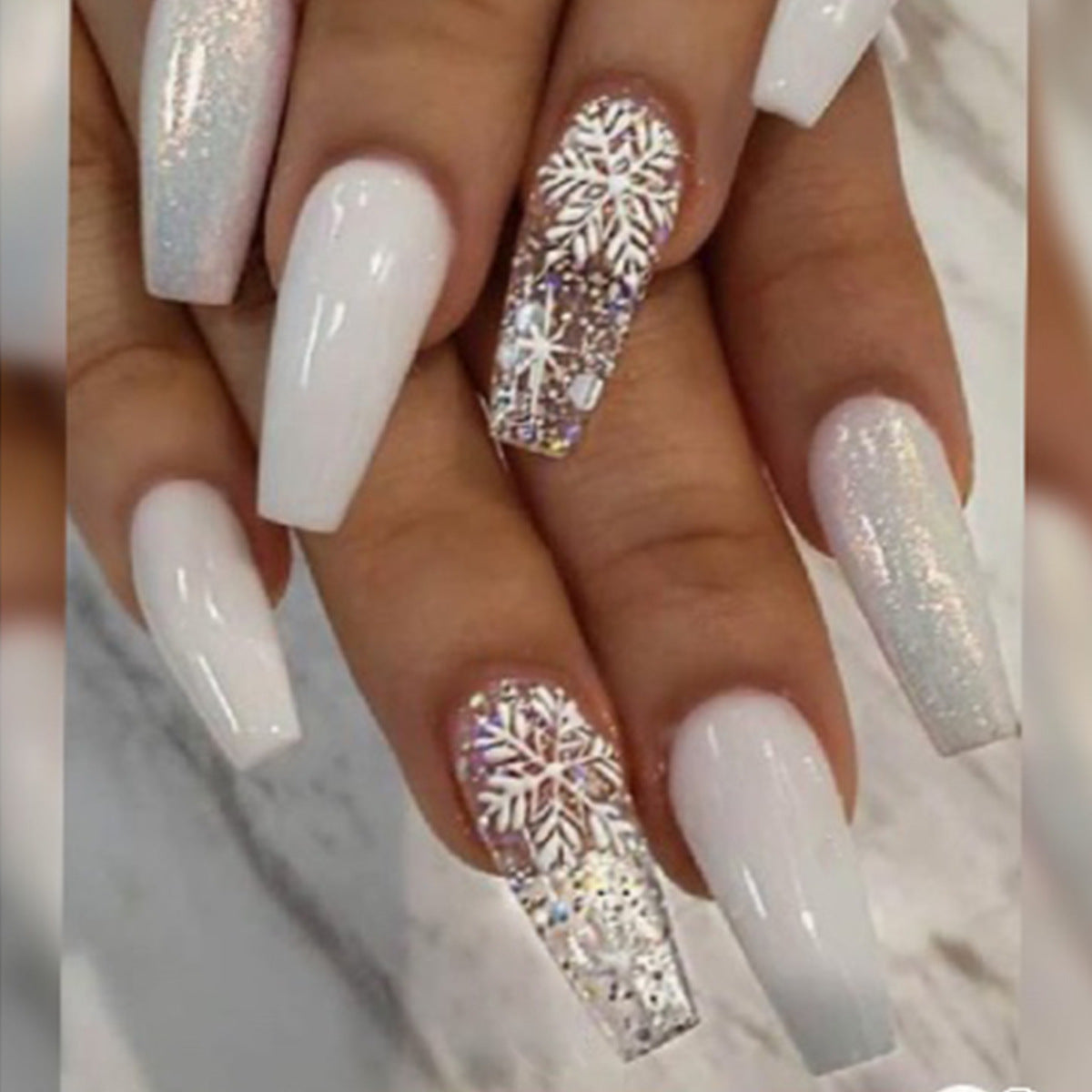 Ice Glitter Nail