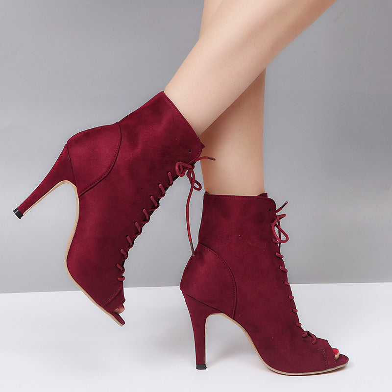 Tie Boots
