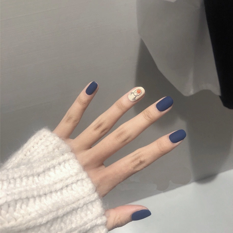 Graffiti Pattern Nails