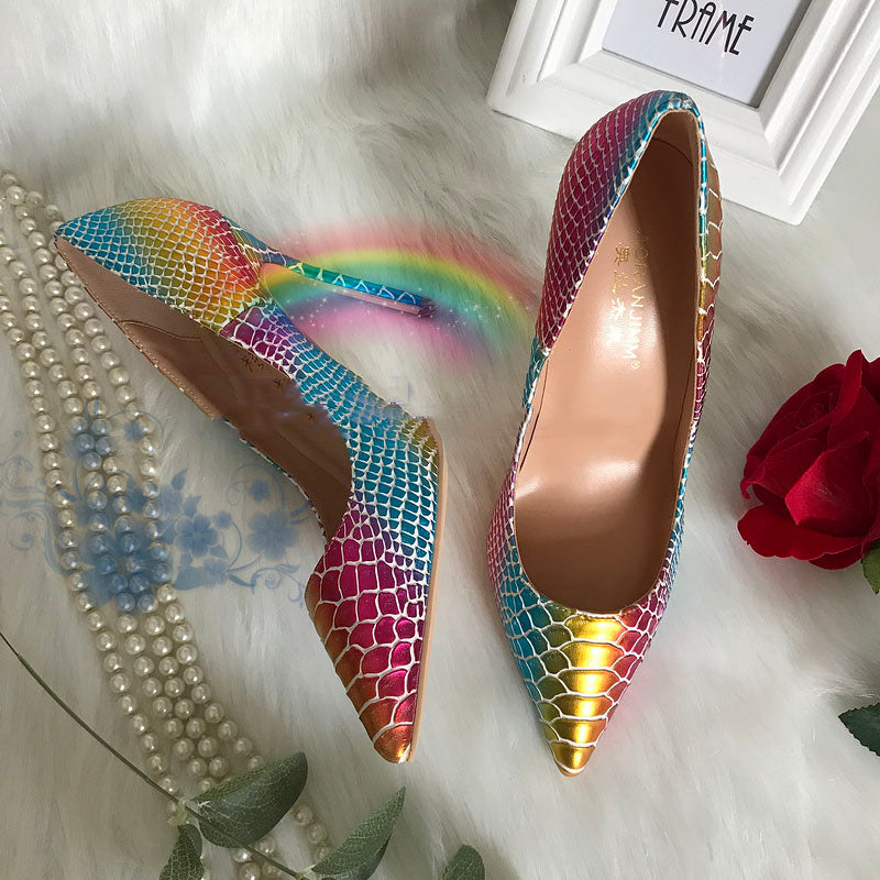 Gradient snake print