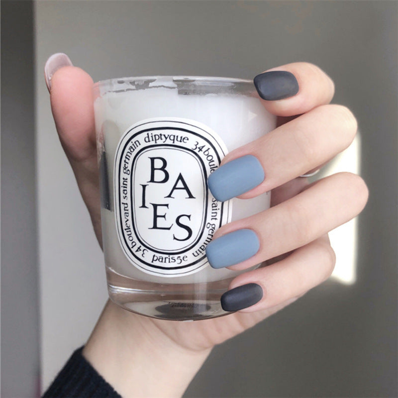 Graffiti Pattern Nails
