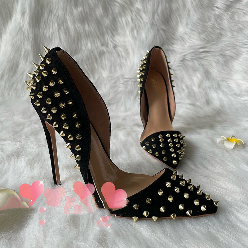 "Spikey" pumps