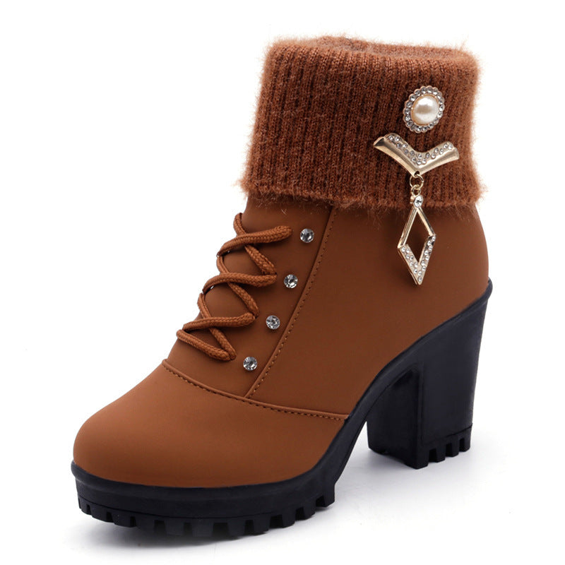 Round high-heel boots