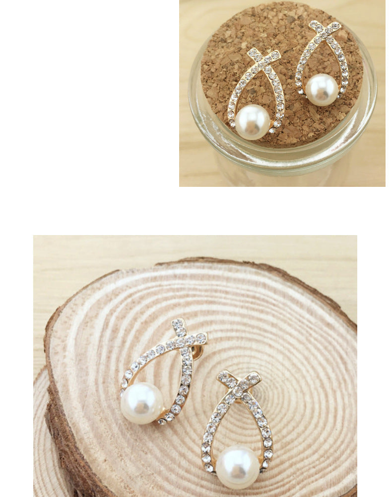 Cross pearl earrings