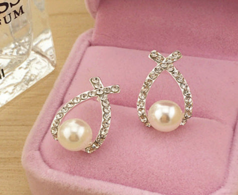 Cross pearl earrings