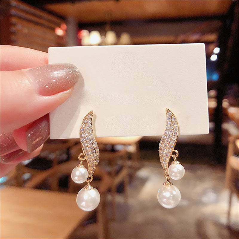 Silver Pearl Rhinestone Earrings