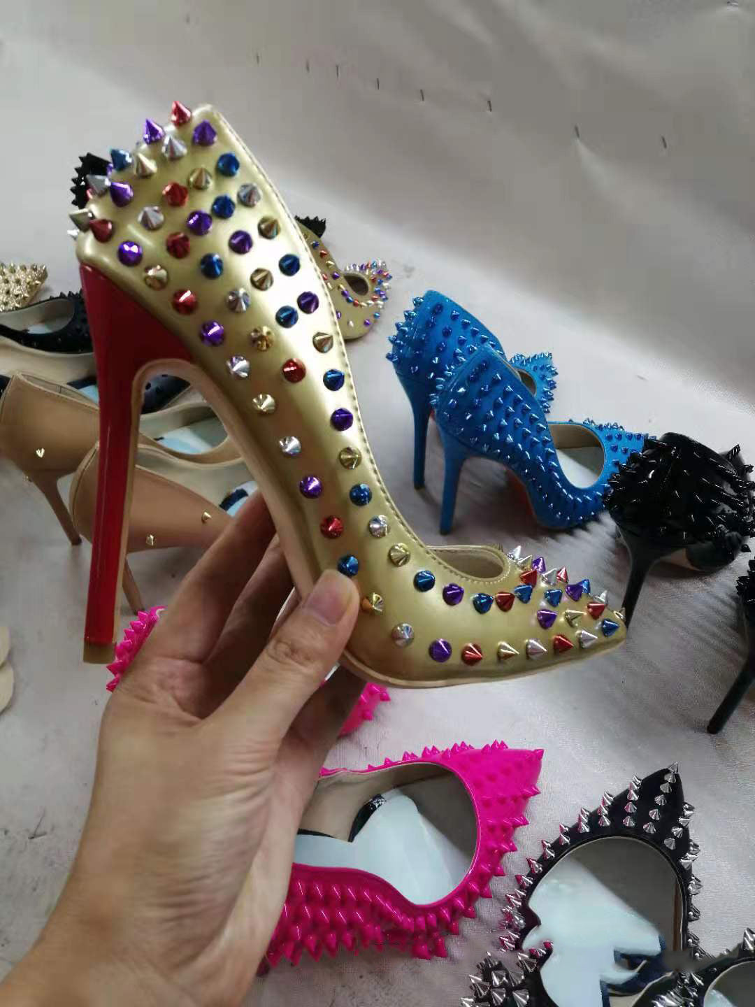 Fashion Rivet