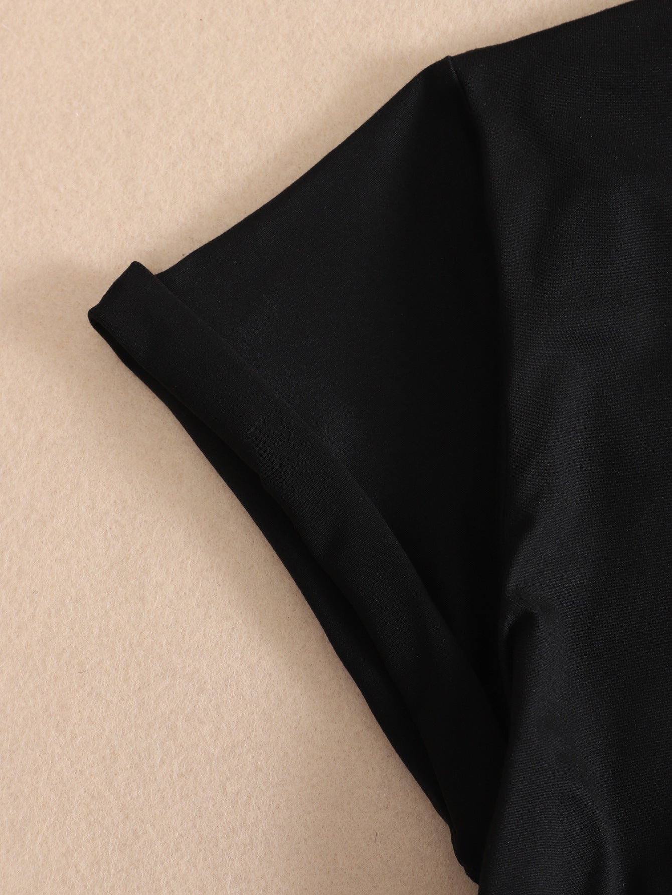 Short-sleeved Tee
