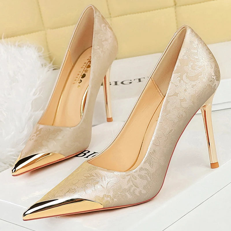 Metal Pointed End Pumps
