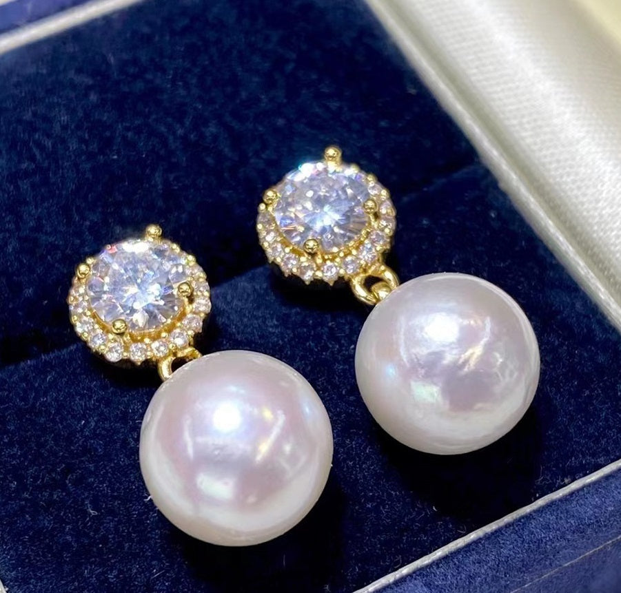 18K Pearl Unisex Earrings
