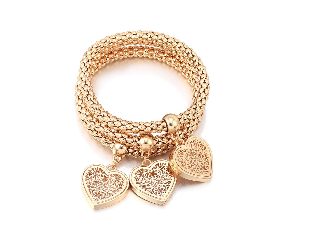 Diamond Love Pendant Bracelet