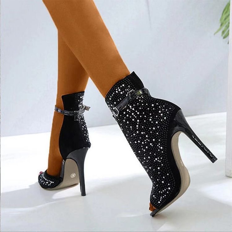 Super High Heel Buckle Strap