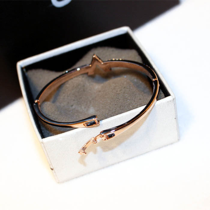 Simple  Bracelet