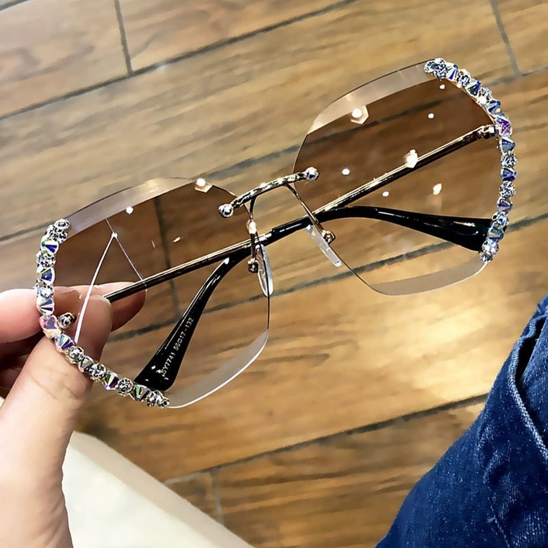 Rimless Sunglasses With Diamond-Studded Polygonal