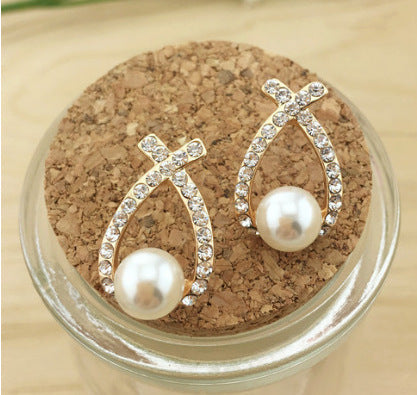Cross pearl earrings