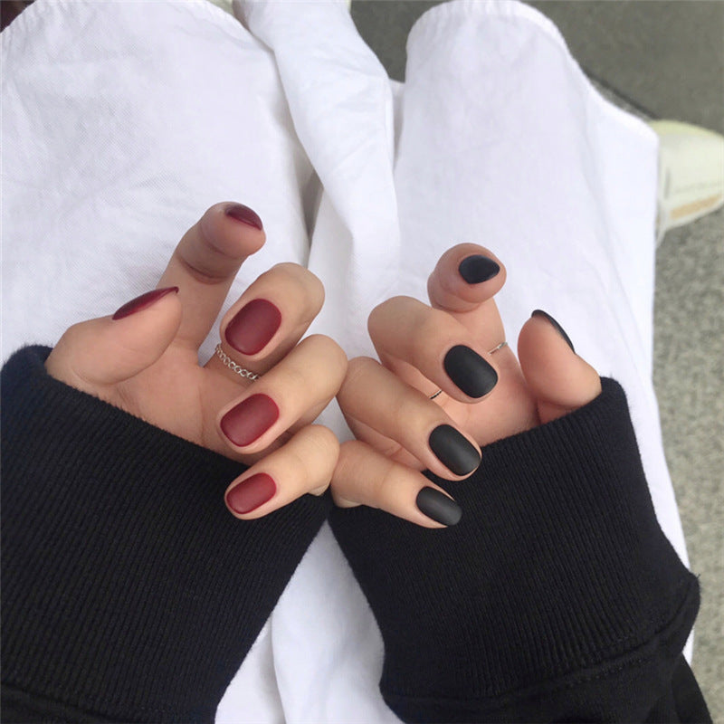 Graffiti Pattern Nails