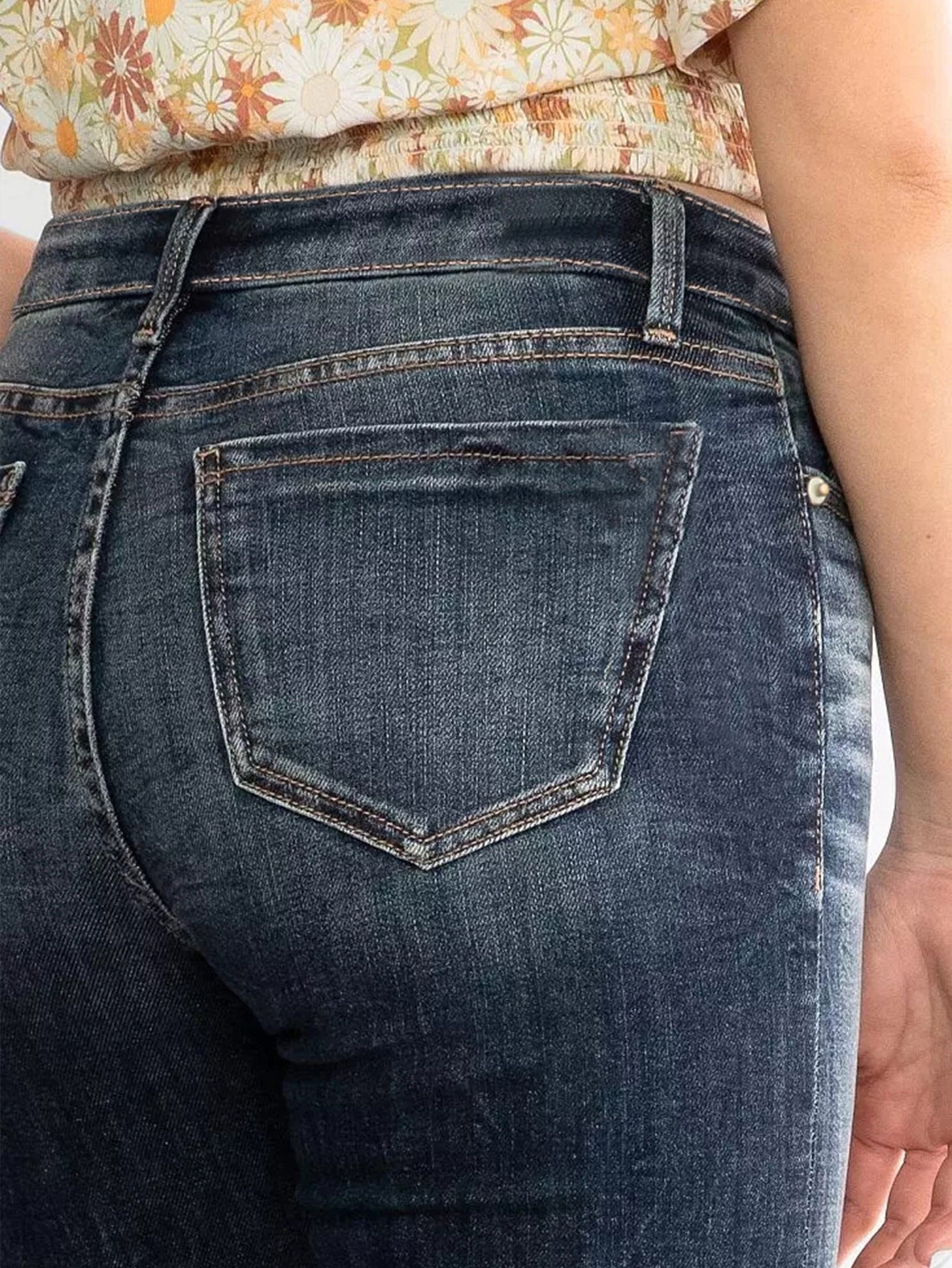 Mid Waist Slim Fit Stretch Flared Jeans