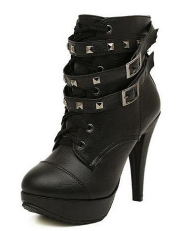 Vampy boots