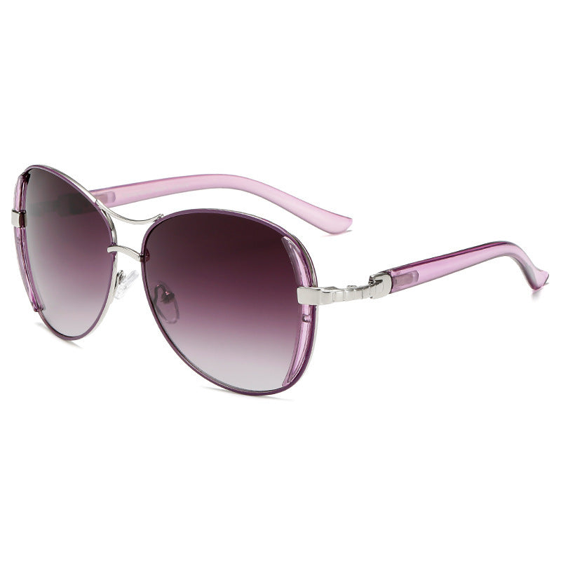 Large Frame Fashionable Sunglasses