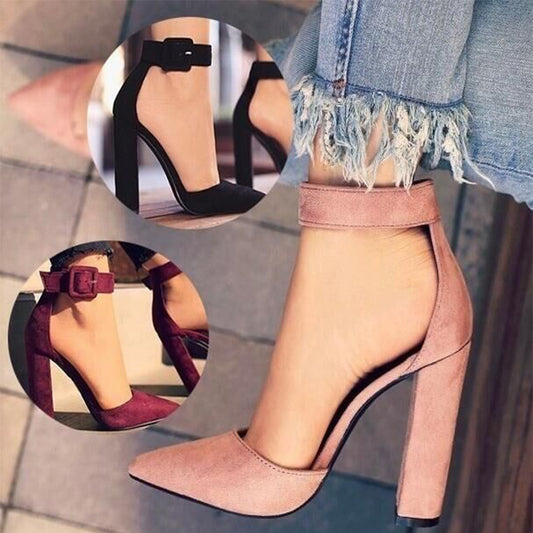 Buckle Hollow Sandals