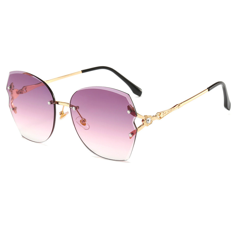 Frameless trimmed sunglasses