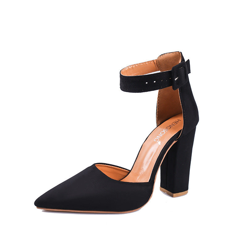 Buckle Hollow Sandals