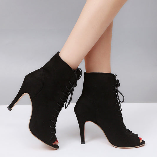 Tie Boots