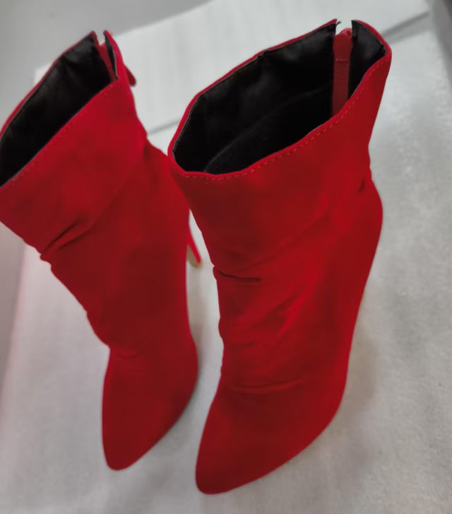Wrinkled suede light high heel boots
