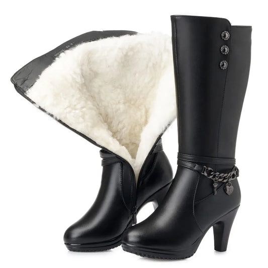 Akita boots