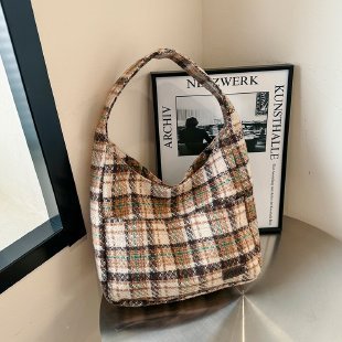 Plaid Retro College Shoulder Bag