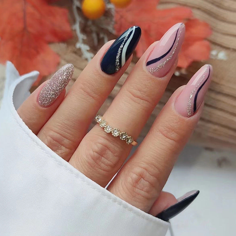 Fashion Striped Nails