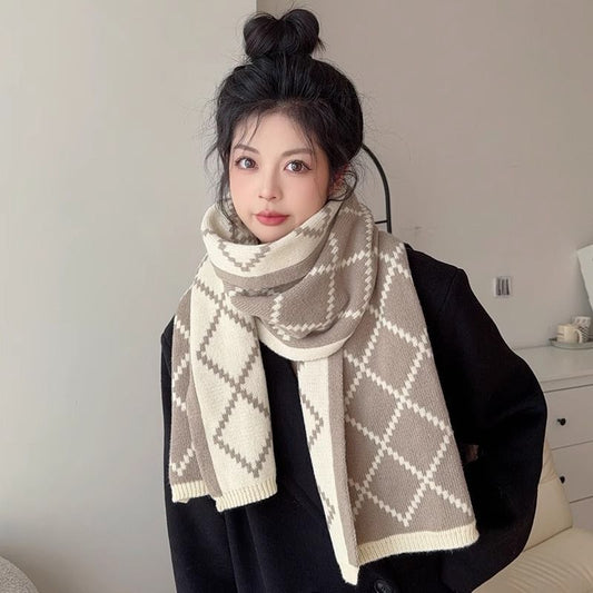 The diamond Scarf