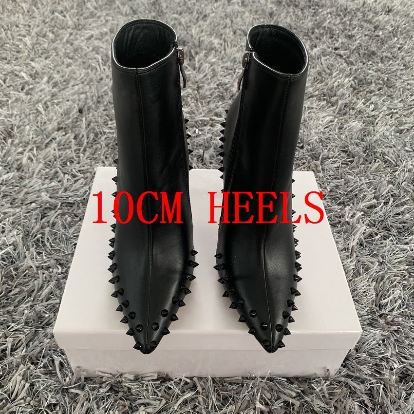Suede Pointed Gray Rivets Zipper Boots