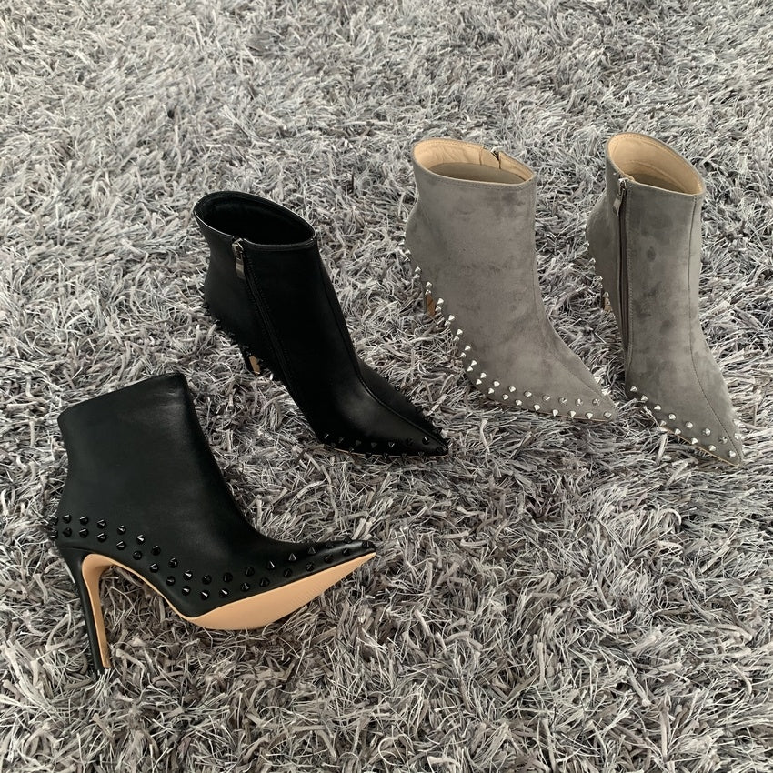 Suede Pointed Gray Rivets Zipper Boots